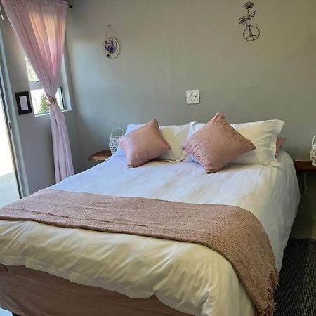 Stellies Accommodation - Room 2 Keetmanshoop Exterior foto